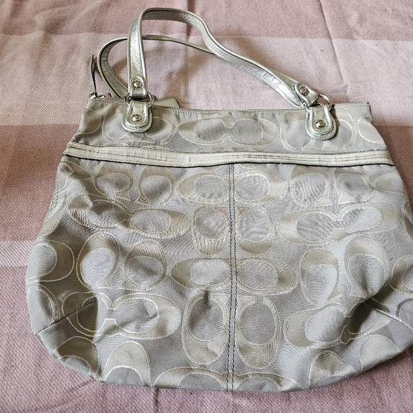 Coach Poppy Metallic Purse - Picture 3 of 5